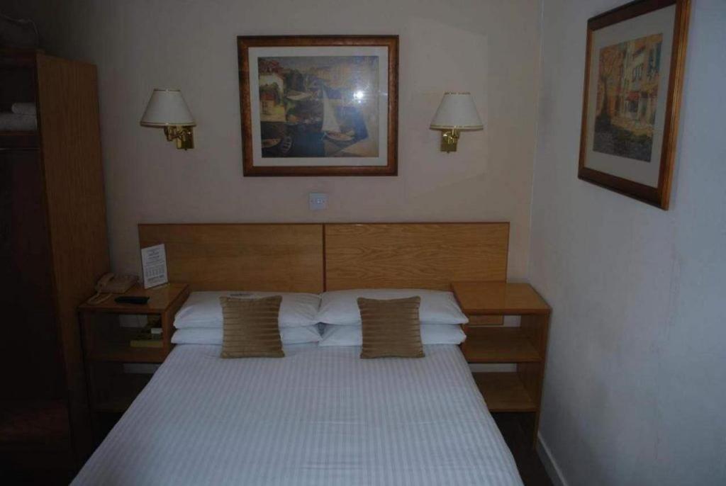 New County Hotel Perth Esterno foto